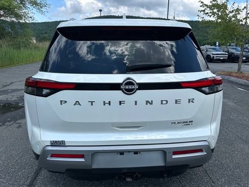 Used 2023 Nissan Pathfinder Platinum AWD/4WD image 4