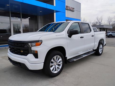 Used 2022 Chevrolet Silverado 1500 Custom image 30