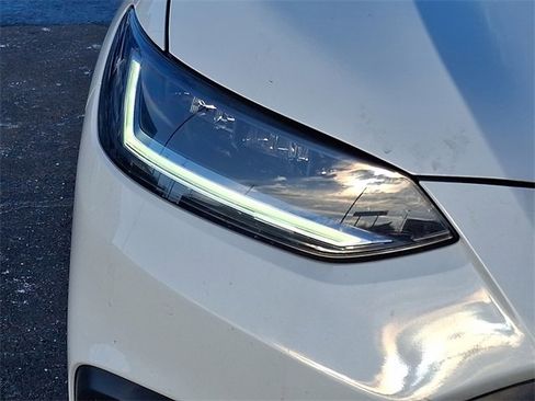 Used 2024 Honda HR-V Sport image 9