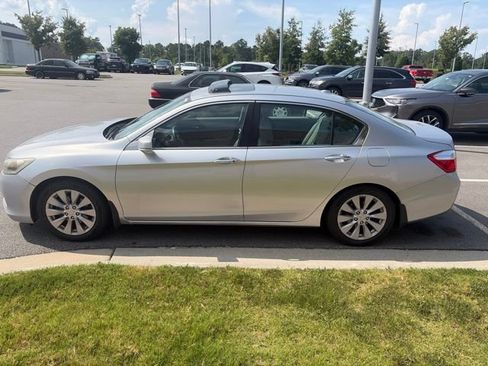 Used 2014 Honda Accord EX-L image 11