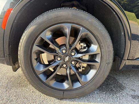 Used 2025 Dodge Durango GT AWD/4WD image 21