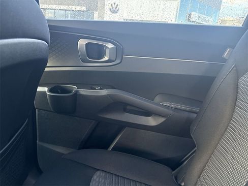 New 2026 Kia Sorento LX image 24