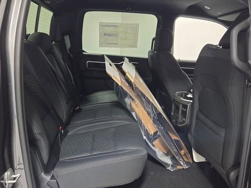 New 2026 RAM 1500 Big Horn AWD/4WD image 15