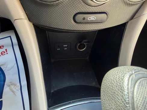 Used 2016 Hyundai Accent SE FWD image 13
