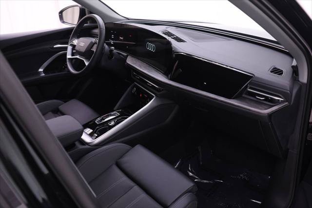 Certified 2025 Audi Q5 Premium w/ Premium Plus AWD/4WD image 23