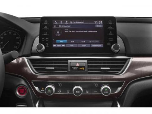 Used 2018 Honda Accord Sport image 10