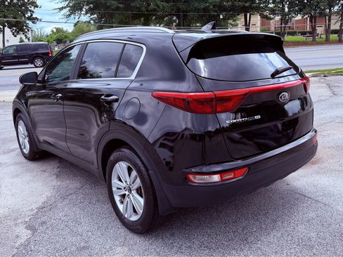 Used 2017 Kia Sportage LX w/ LX Popular Package FWD image 4
