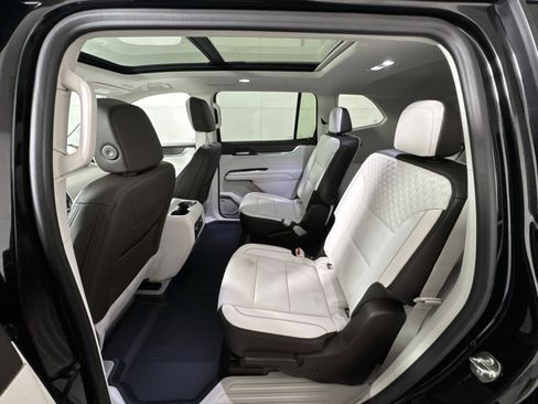 New 2026 GMC Acadia Denali w/ Super Cruise Package image 25