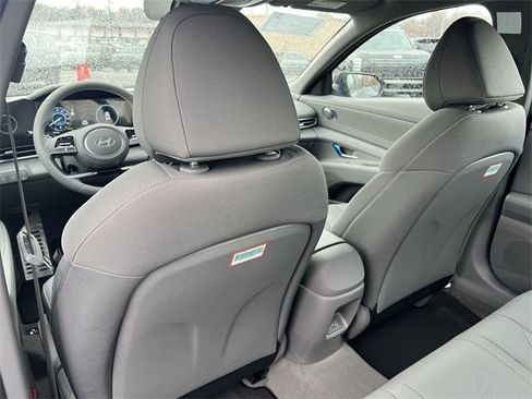 New 2026 Hyundai Elantra Sport image 28