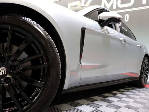 Used 2019 Porsche Panamera 4 image 73