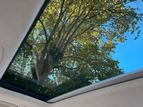 Used 2016 Audi A8 L 4.0T image 26