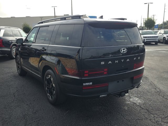 Certified 2025 Hyundai Santa Fe SEL FWD image 3
