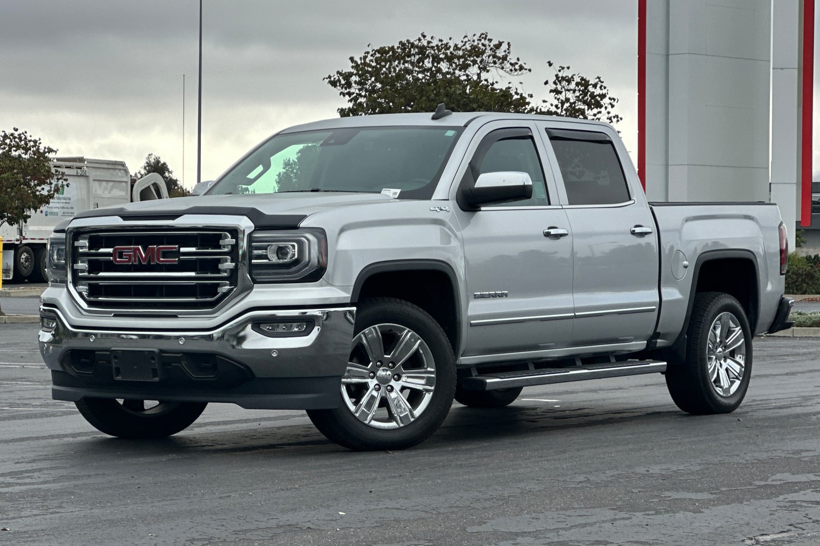 Used 2018 GMC Sierra 1500 SLT AWD/4WD image 8