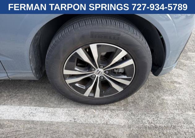 Used 2024 Volvo XC60 B5 Core w/ Protection Package Premier AWD/4WD image 5