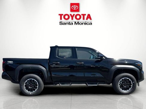 New 2025 Toyota Tacoma TRD Off-Road image 2