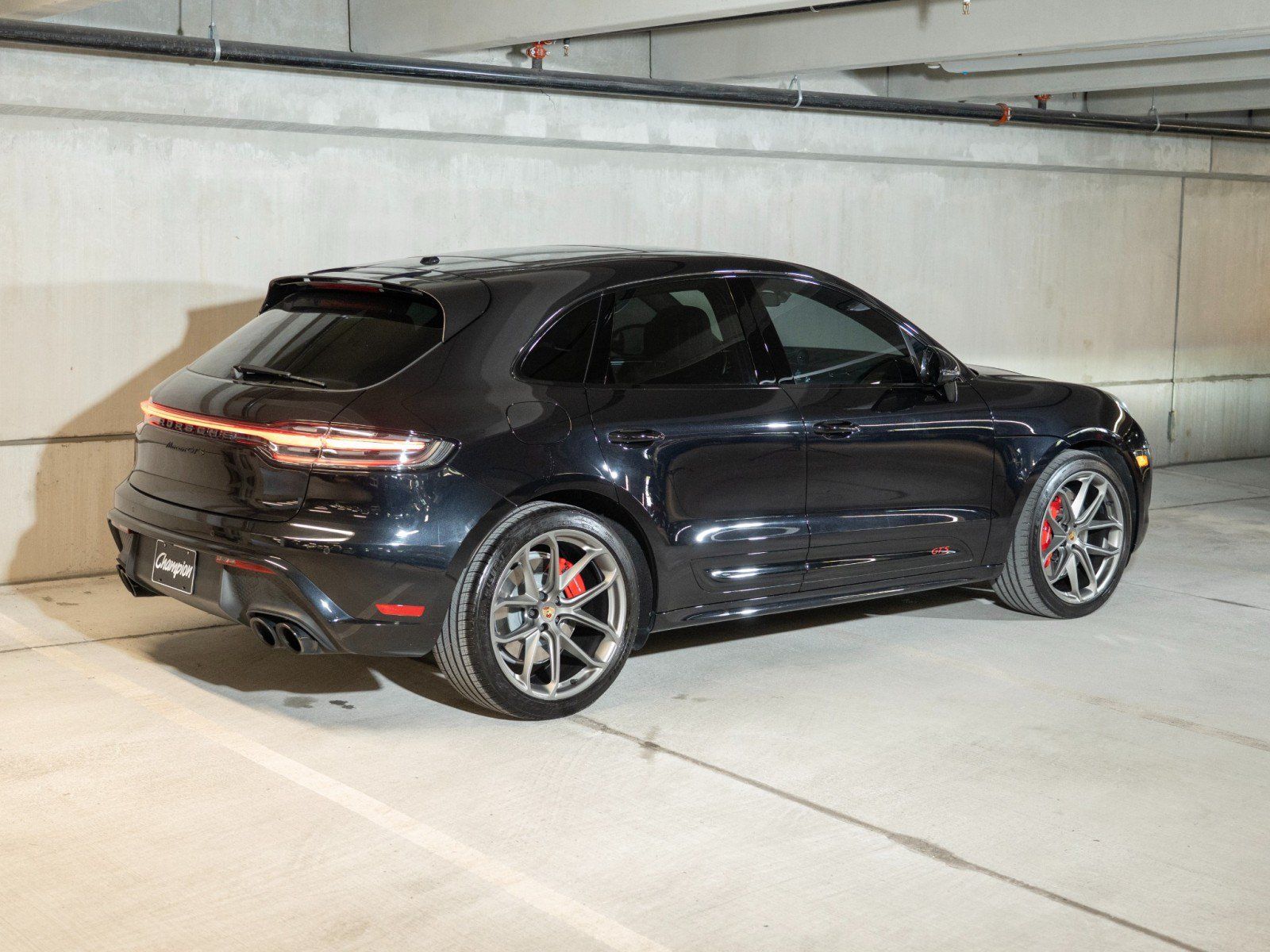 Used 2024 Porsche Macan GTS AWD/4WD image 9