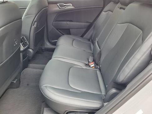 New 2026 Kia Sportage EX w/ EX Panorama Roof Package FWD image 13