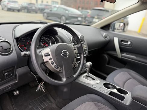 Used 2012 Nissan Rogue SV image 16