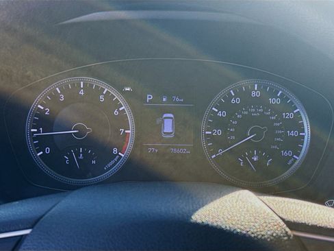 Used 2020 Hyundai Santa Fe SE image 8