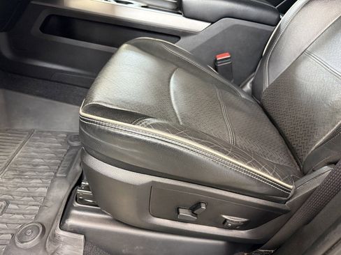 Used 2020 RAM 3500 Laramie image 21