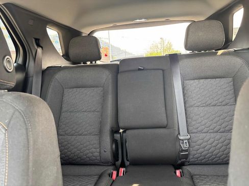 Used 2020 Chevrolet Equinox LT image 19