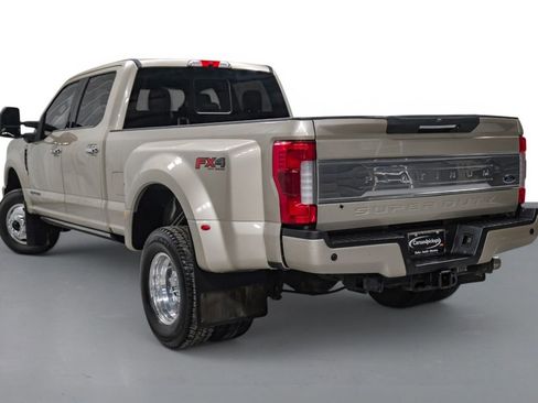 Used 2018 Ford F350 Platinum w/ Platinum Ultimate Package AWD/4WD image 8