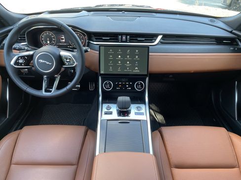 Used 2024 Jaguar XF R-Dynamic SE image 27