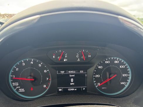 Used 2021 Chevrolet Malibu LT FWD image 10