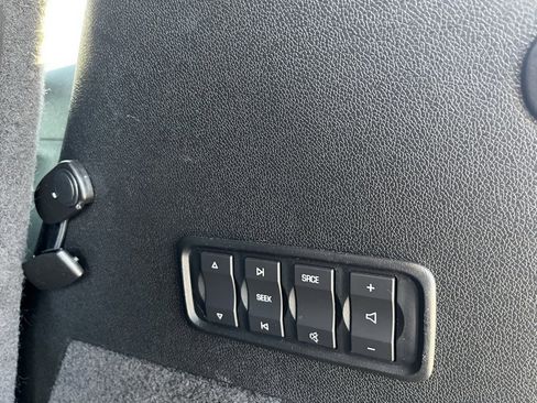 Used 2011 GMC Acadia SLT w/ Technology Package image 15