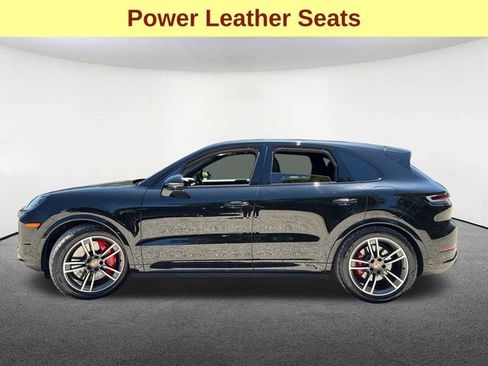 Used 2024 Porsche Cayenne Turbo AWD/4WD image 6