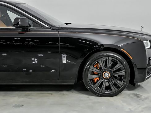 Used 2022 Rolls-Royce Ghost image 15