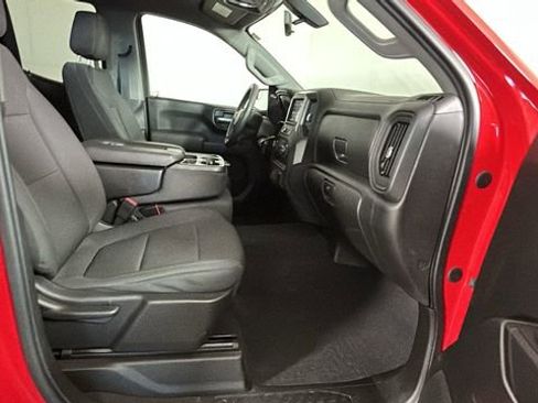 Used 2020 Chevrolet Silverado 1500 Custom w/ Custom Value Package AWD/4WD image 29