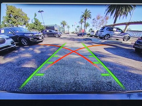 Used 2022 BMW 330i Sedan w/ Driving Assistance Package image 24