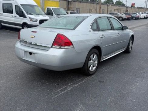 Used 2009 Chevrolet Impala LT FWD image 5