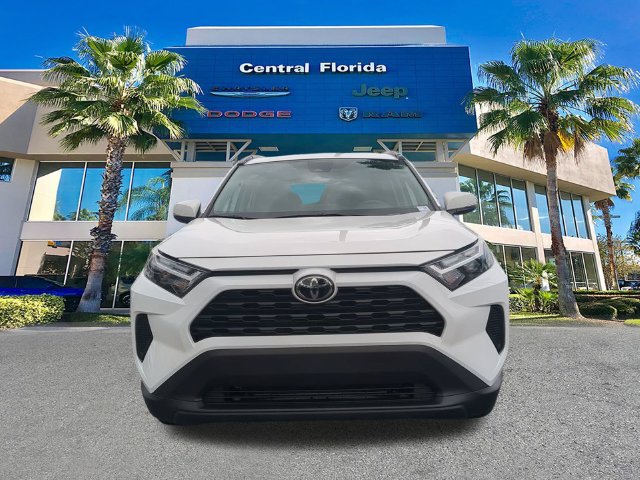 Used 2025 Toyota RAV4 XLE w/ Convenience Package FWD image 3