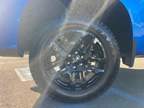 Used 2025 Chevrolet Silverado 1500 RST AWD/4WD image 7