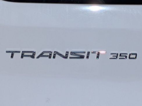 Used 2022 Ford Transit 350 XLT RWD image 12