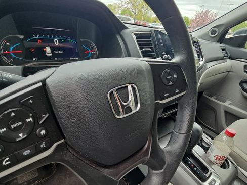 Used 2020 Honda Pilot EX image 5