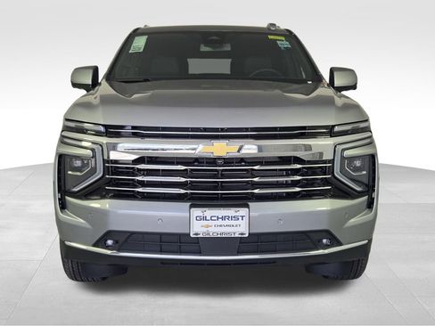 New 2026 Chevrolet Suburban LT w/ Comfort Package RWD image 2
