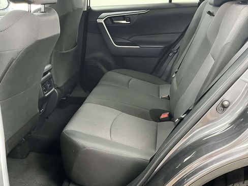 Used 2025 Toyota RAV4 XLE image 17