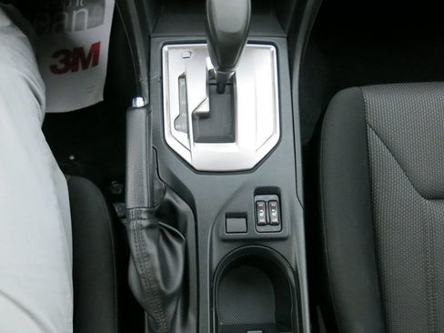 Used 2022 Subaru Impreza 2.0i Premium AWD/4WD image 30