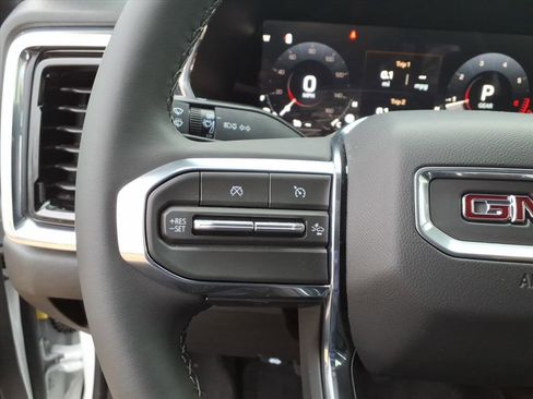 New 2026 GMC Canyon Elevation w/ Convenience Package image 10