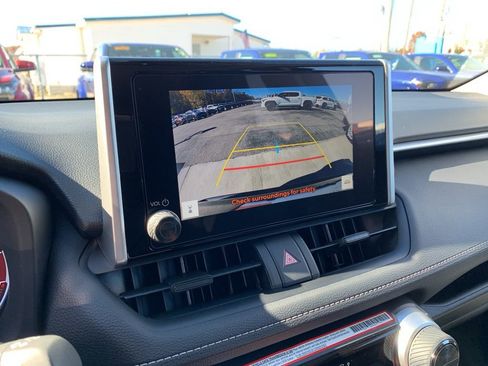 New 2025 Toyota RAV4 XLE image 21