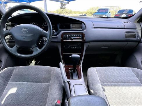 Used 2001 Nissan Altima GXE image 15