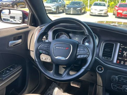 Used 2017 Dodge Charger R/T Scat Pack RWD image 18
