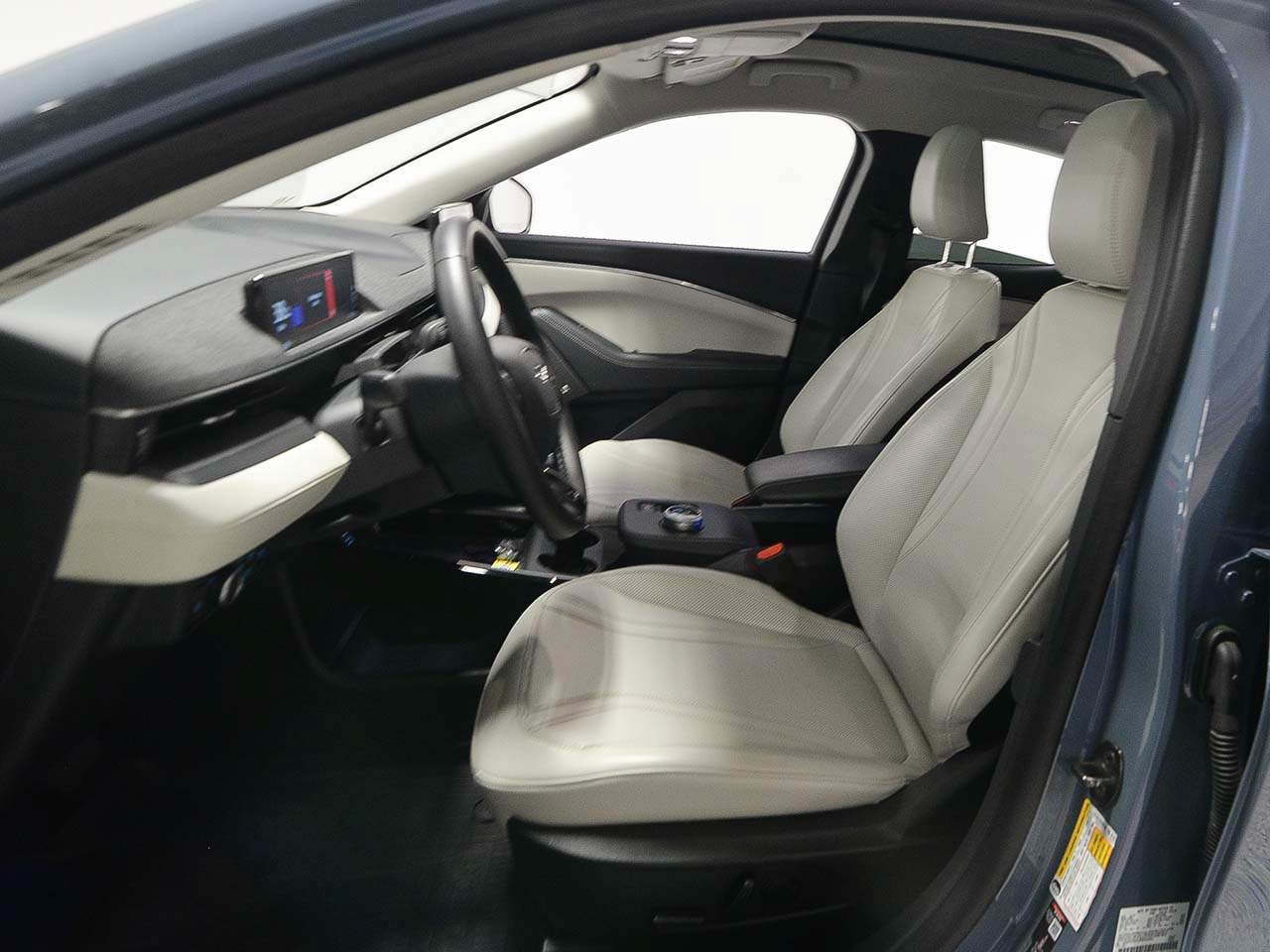 Used 2024 Ford Mustang Mach-E Premium AWD/4WD image 8
