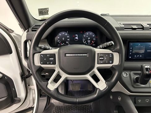 Used 2023 Land Rover Defender 110 SE AWD/4WD image 15