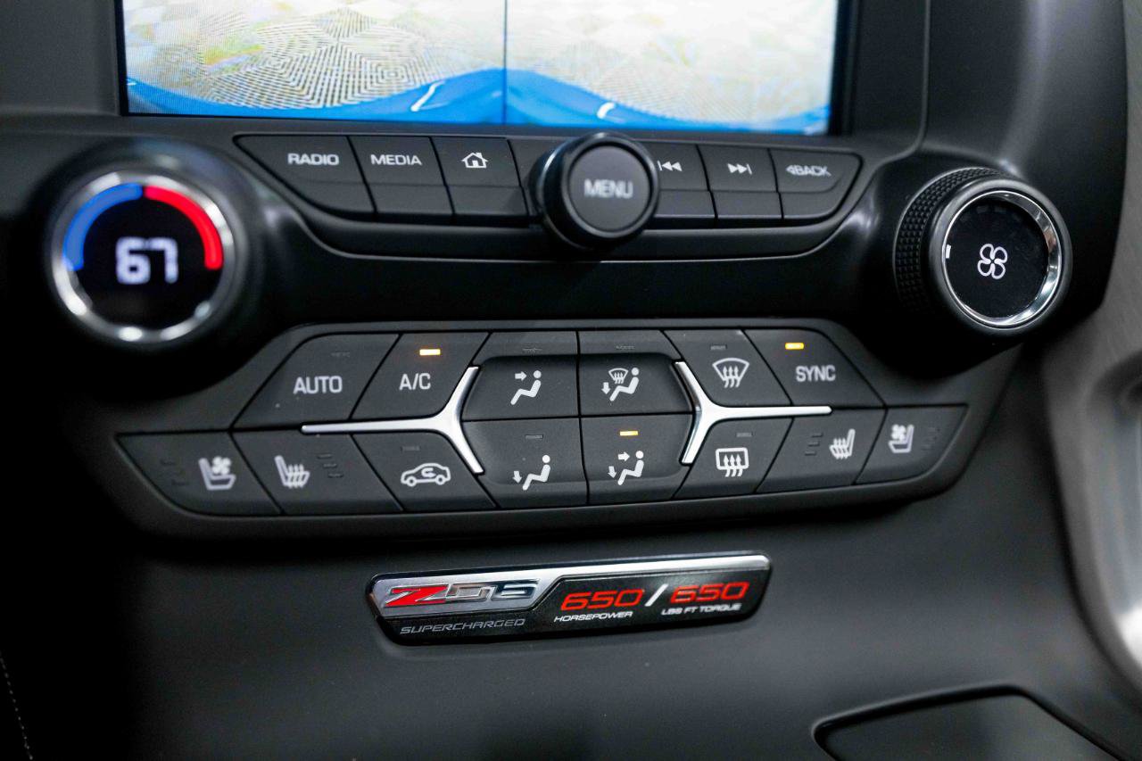Used 2016 Chevrolet Corvette Z06 w/ 3LZ Preferred Equipment Group RWD image 61