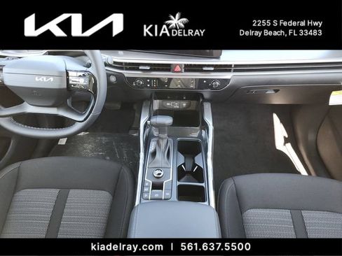 New 2026 Kia Sorento LX FWD image 13