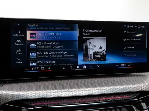 Used 2025 BMW 330i xDrive Sedan AWD/4WD image 30